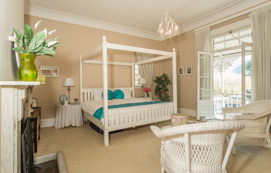 4 Bedroom Property for Sale in Claremont Western Cape